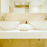 Luxury 3-bed - Spacious, Stylish *