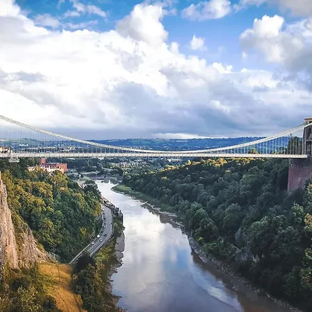 Luxury 3-bed - Spacious, Stylish * Bristol