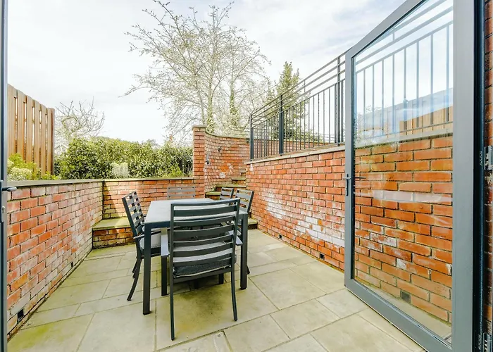 Luxury 3-bed - Spacious, Stylish Daire *