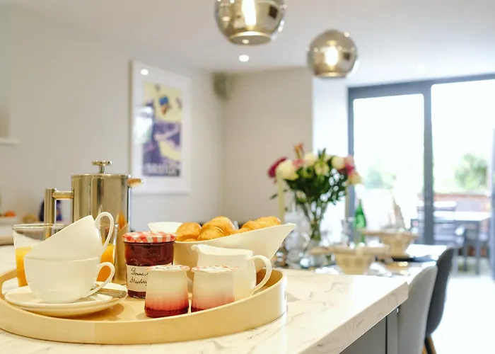 Apartment Luxury 3-bed - Spacious, Stylish *