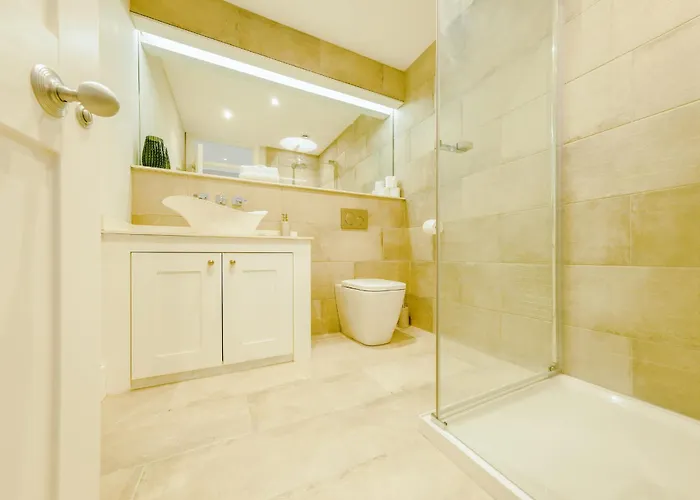 Luxury 3-bed - Spacious, Stylish Bristol