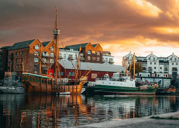 Luxury 3-bed - Spacious, Stylish *