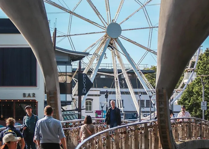 Luxury 3-bed - Spacious, Stylish Daire *